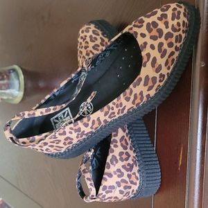 Leopard T.U.K flats